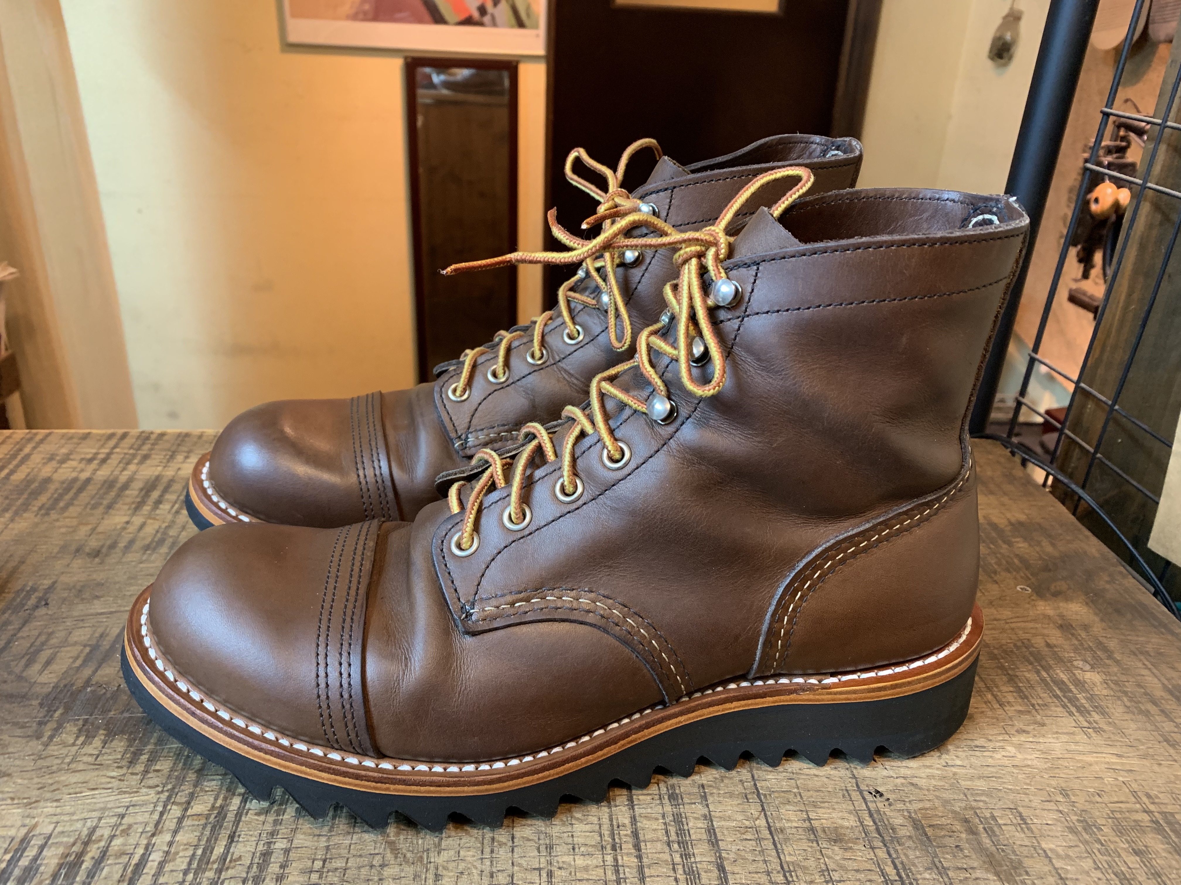 Redwing 8111 アイアンレンジャー ガムライトシャークソール