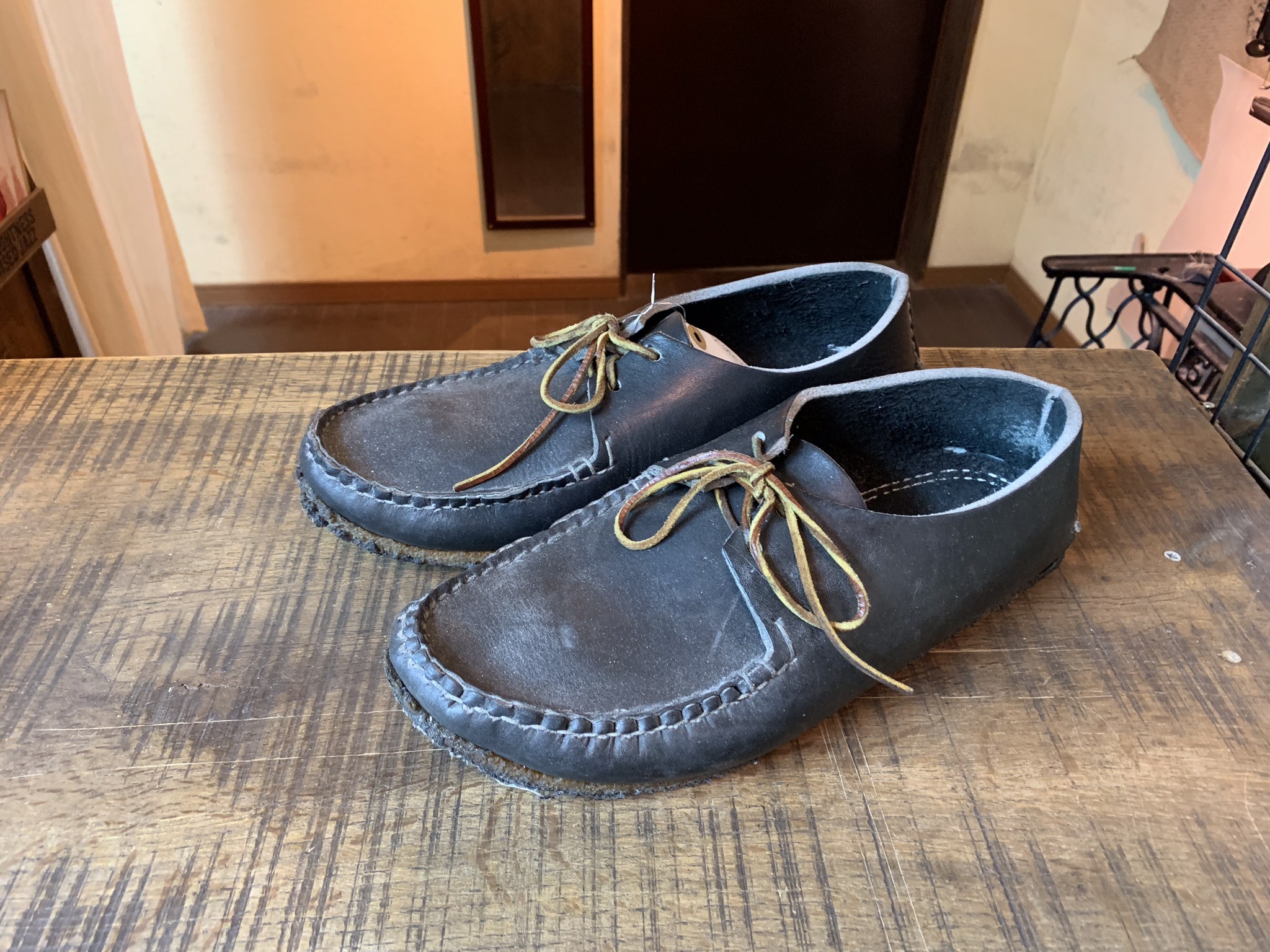 Arrow moccasin(アローモカシン) クレープソール交換: ソールリペア