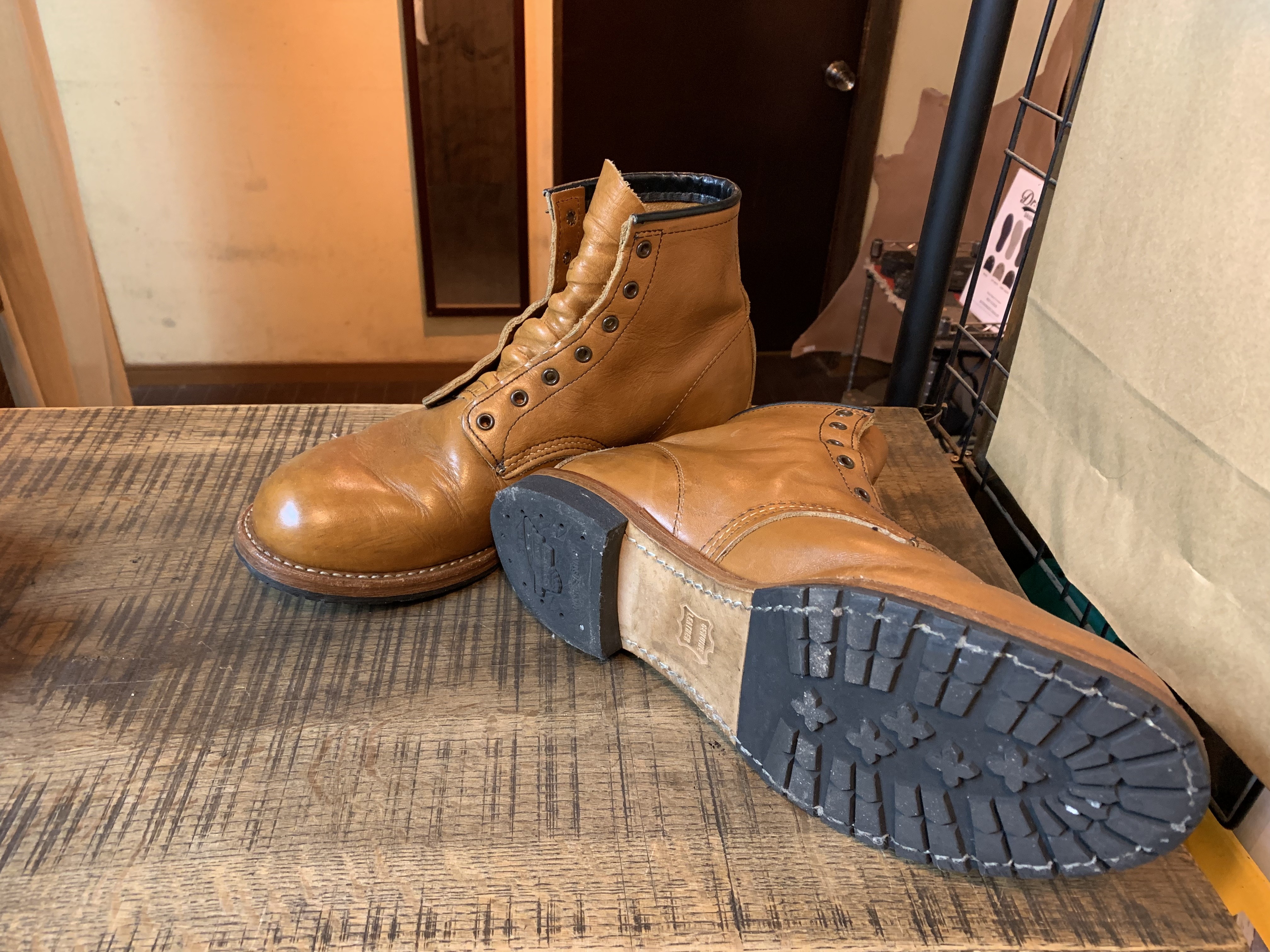 【カスタムソール】RED WING / ベックマン 9013 US9 レッドウィング ベックマン 9013 冬底カスタム・加水分解修理