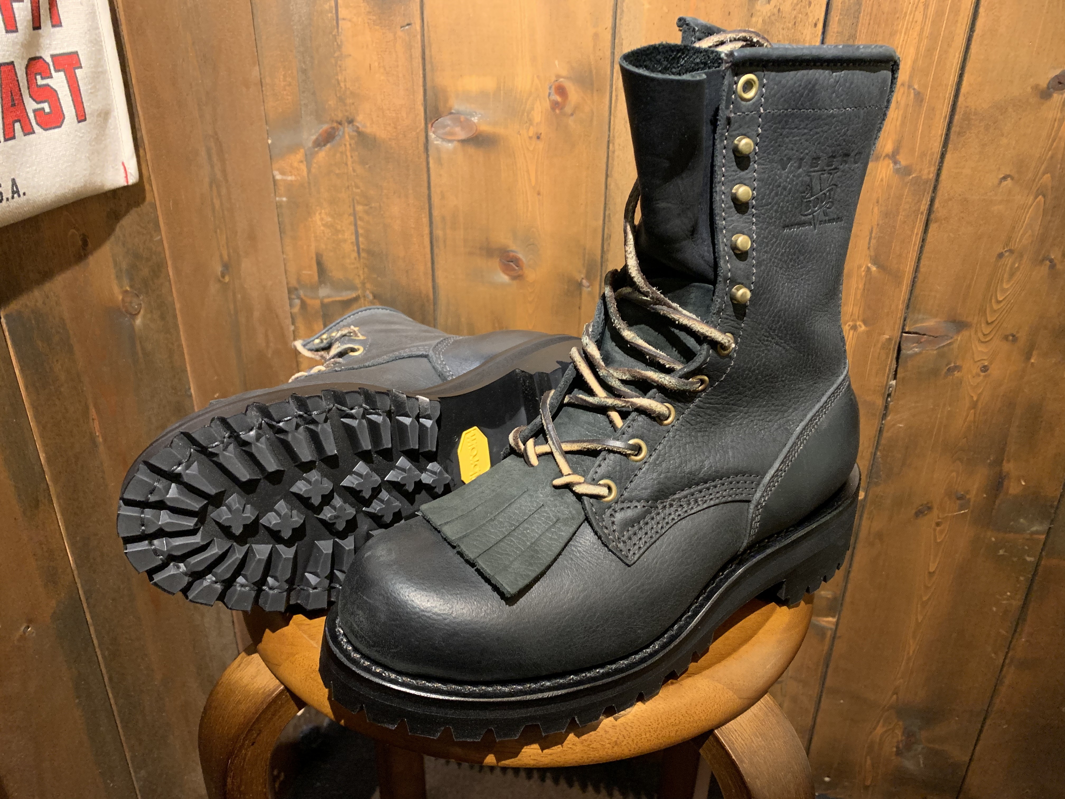 ATTACHMENT アタッチメントベロアステッチダウンシューズ Viberg (ヴァイバー、ビバーグ) ネイルダウンロガーブーツ