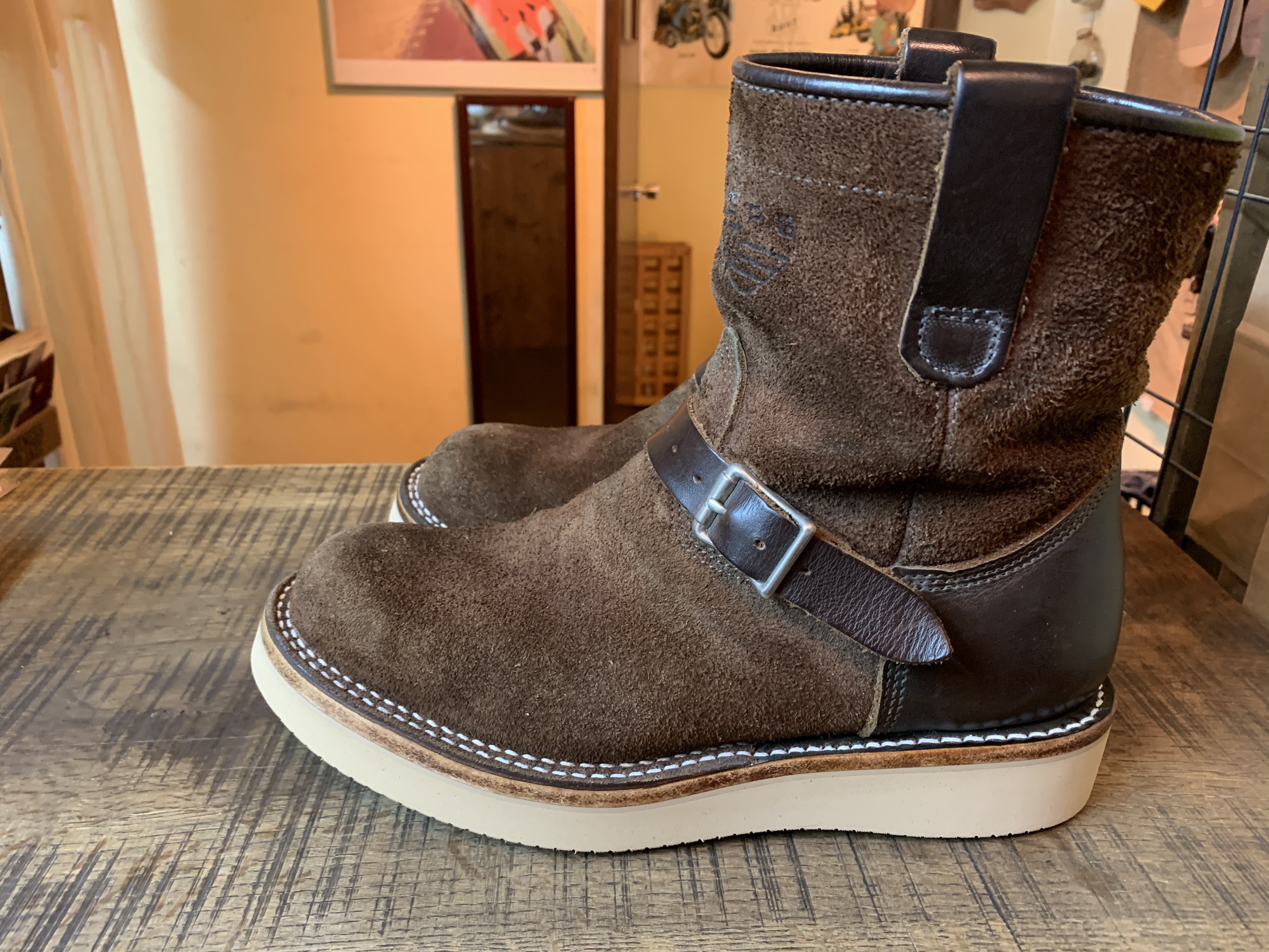 Viberg(ヴァイバー、ビバーグ) ショートシフトエンジニアブーツ vibram