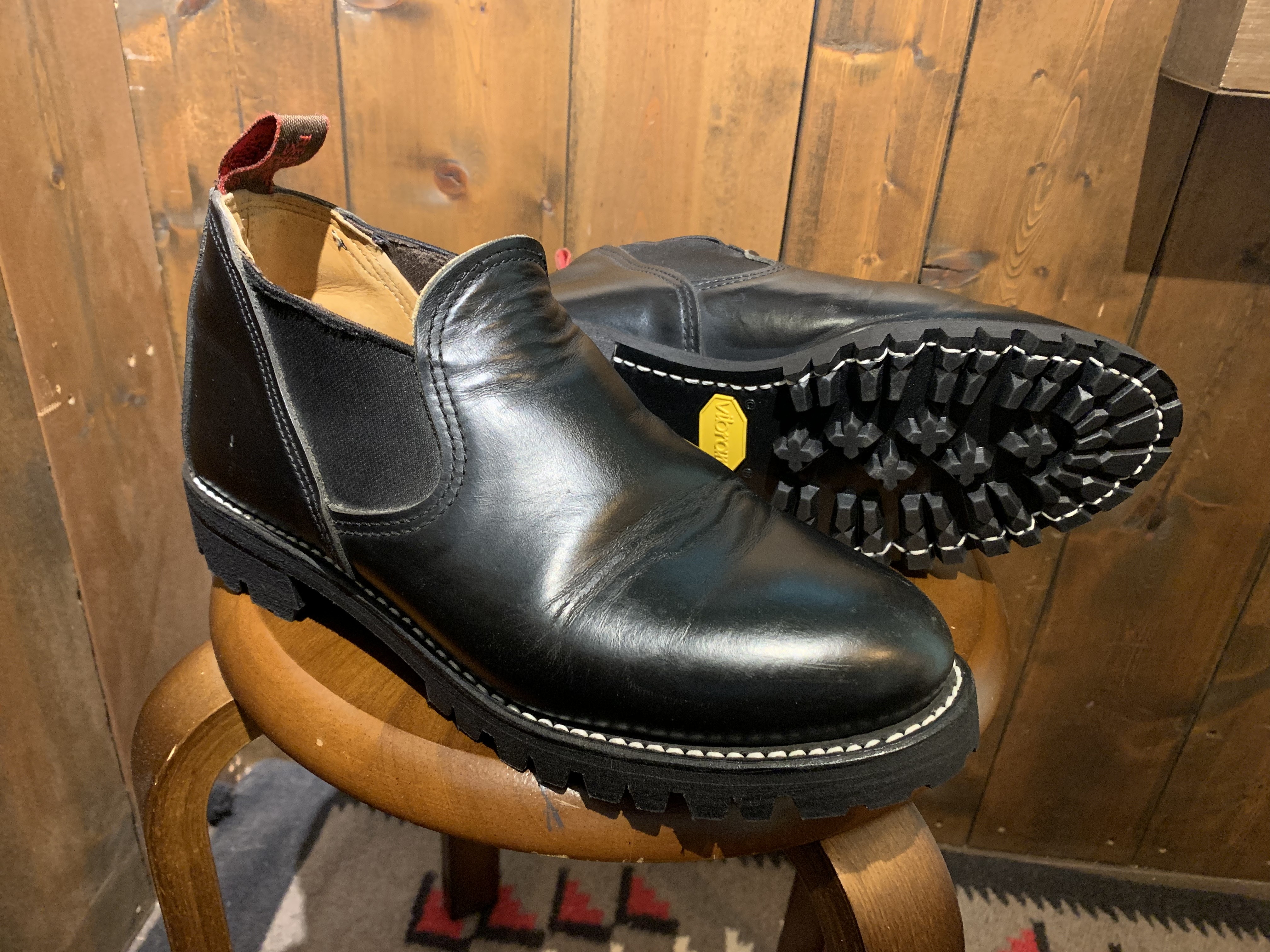 Redwing 8142 サイドゴアブーツ ロメオ vibram#100ソール交換: ソール