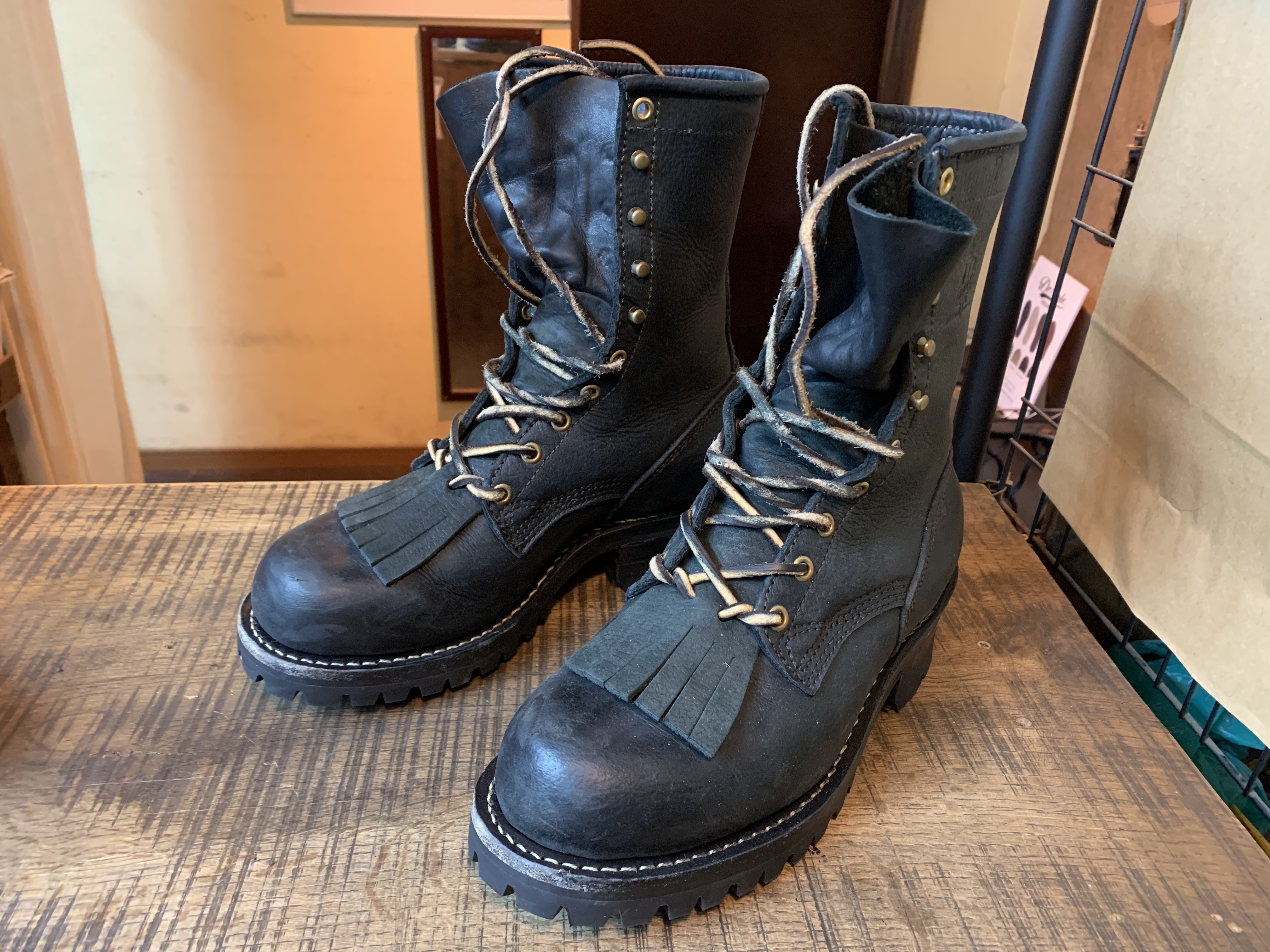 Viberg (ヴァイバー、ビバーグ) ネイルダウンロガーブーツ vibram#132