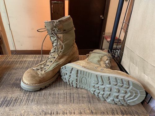 Danner(ダナー) デザートアケーディア vibram#1276(MOJAVE) ソール交換: ソールリペア＆カスタム RED CLOUD