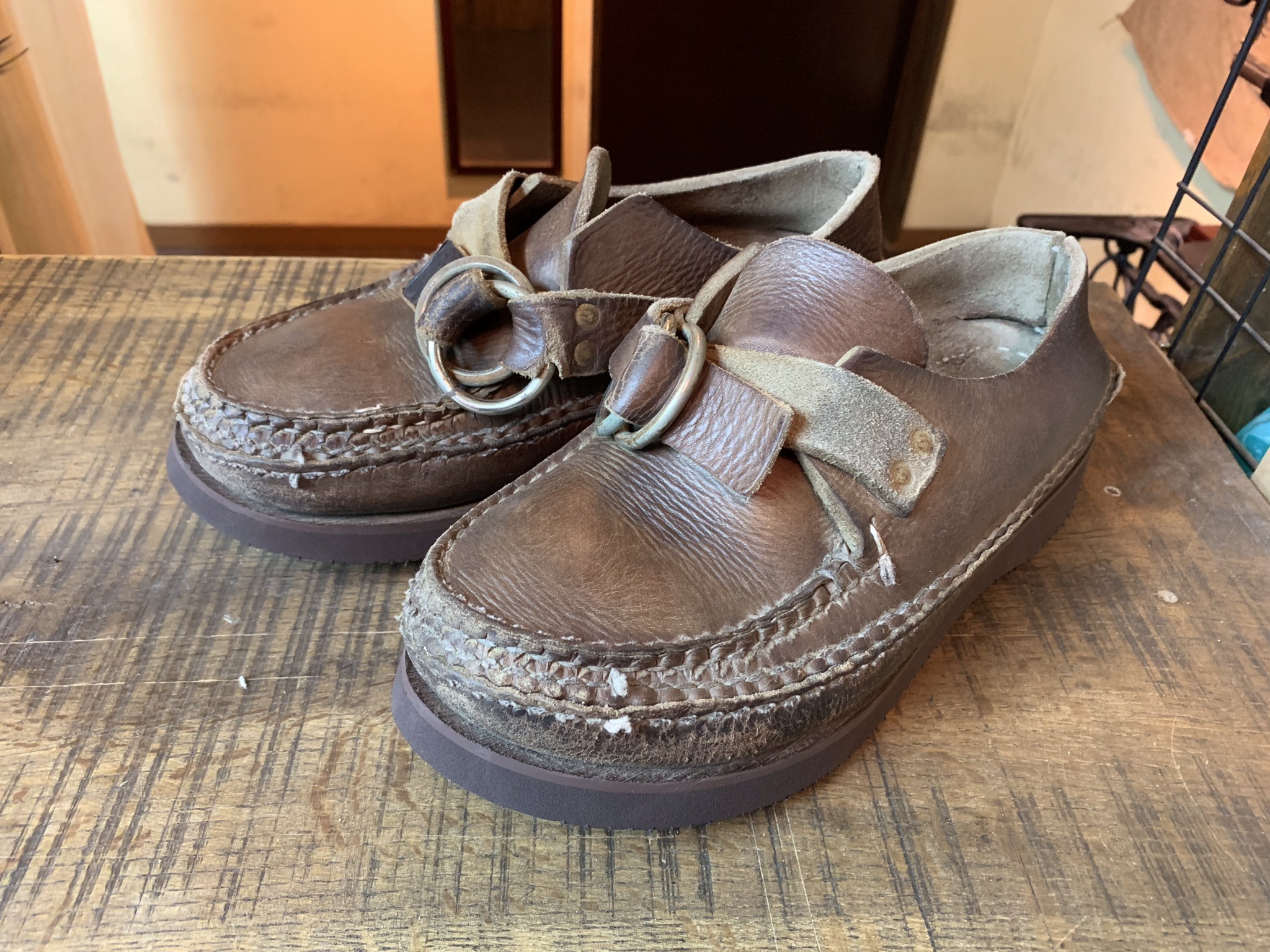 アローモカシン ARROW MOCCASIN (アローモカシン) ステッチほつれ修理 vibram