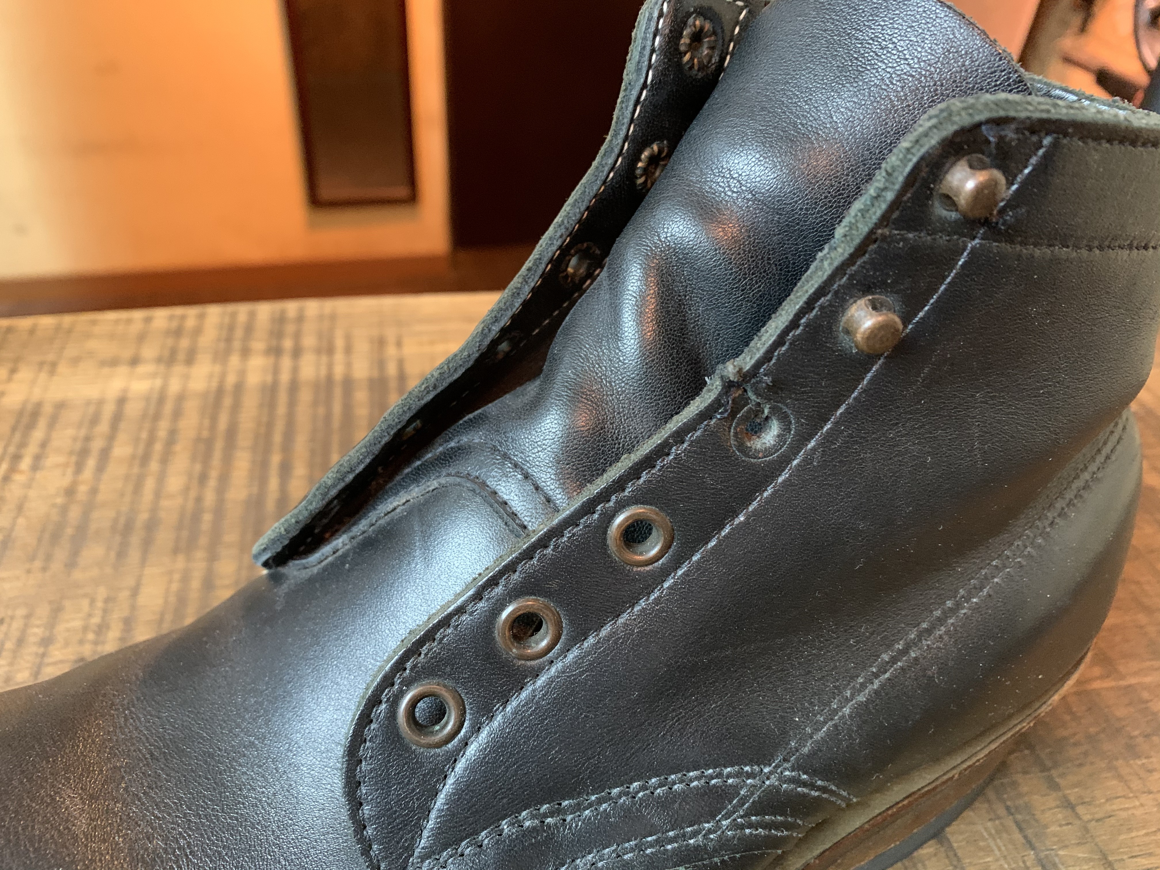 ホワイツ　セミドレス　クレープソール Huberd's シュー グリース付 ホワイツ セミドレス クレープソール Huberd's シュー グリース