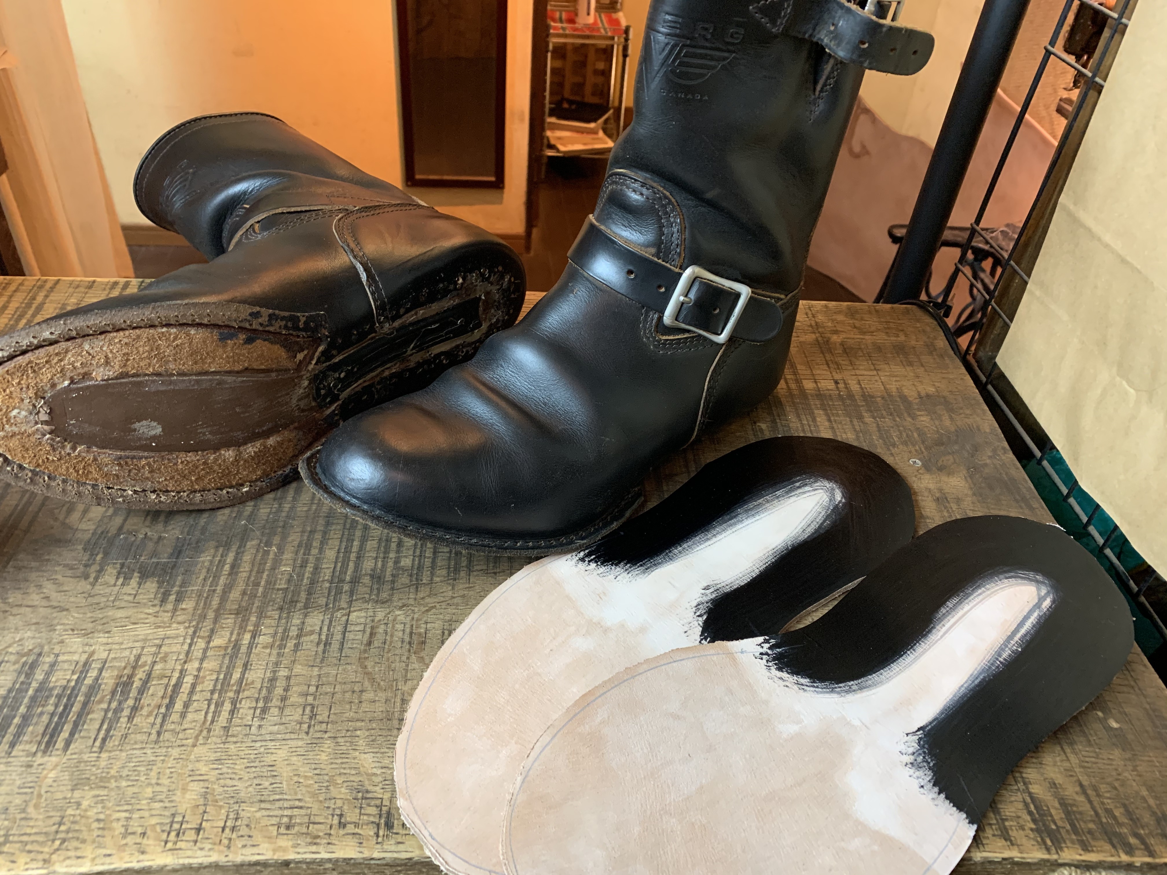 21日限定!!VIBERG×アイアンハートレッドウィングウエスコホワイツニックス 楽天市場】REDWING レッドウィング 9インチ ロガー レザー