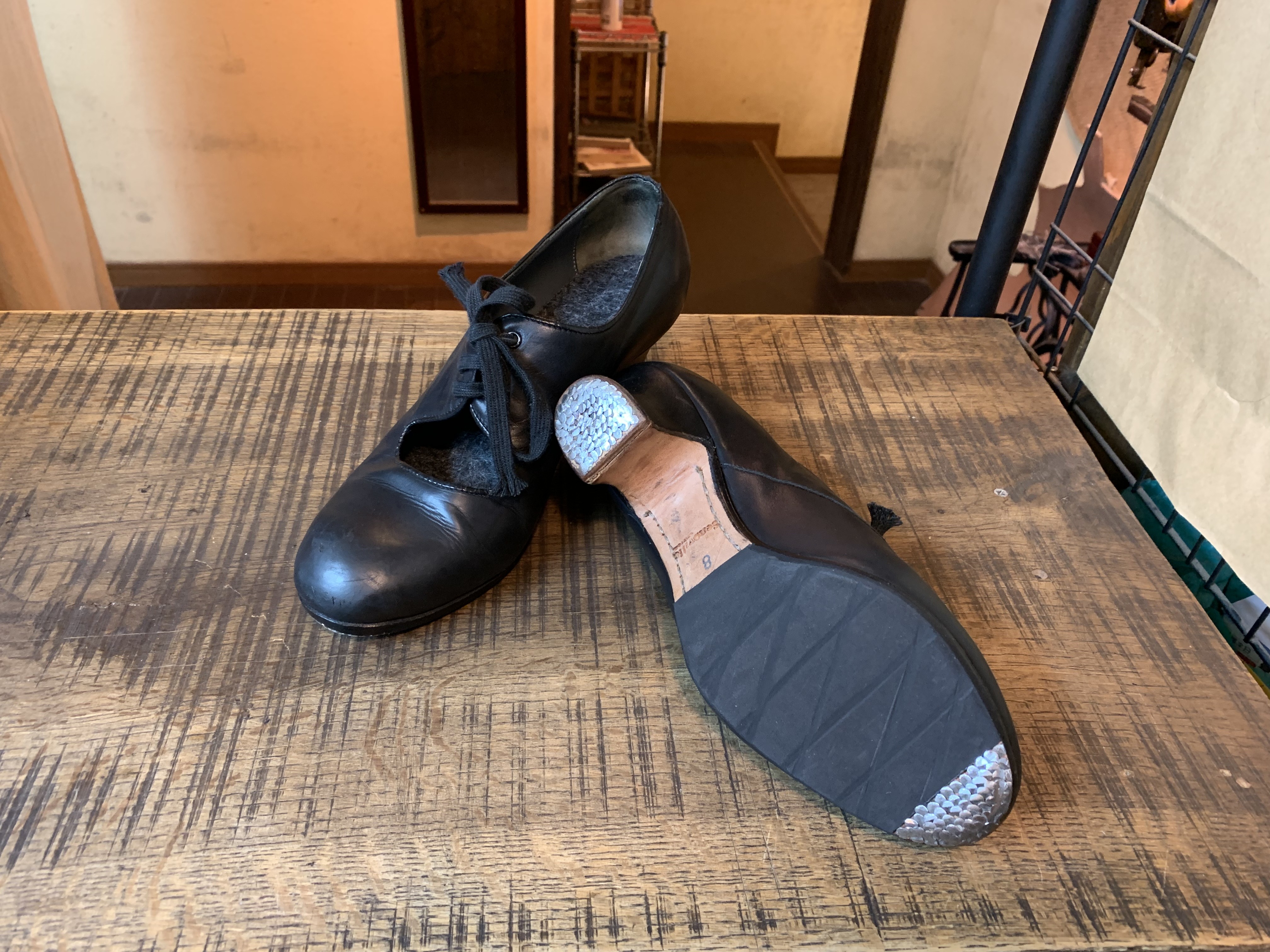さんメル★ フラメンコ 黒とゴールド色トップス クロックス crocs crocs Mega Crush Metallic Clog Black/Gold