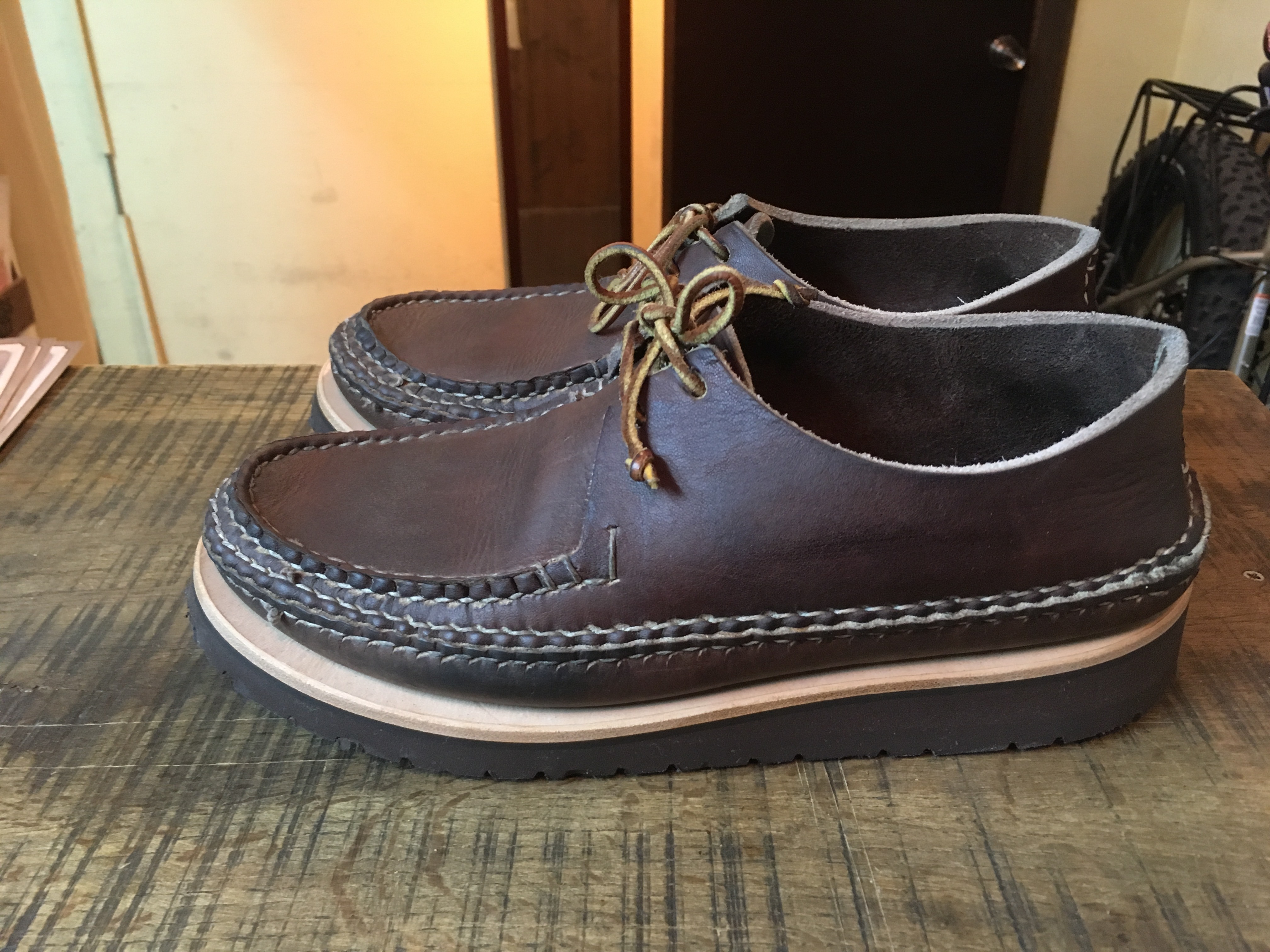 ARROW MOCCASIN(アローモカシン) レザーミッドソール vibramEVA ソール