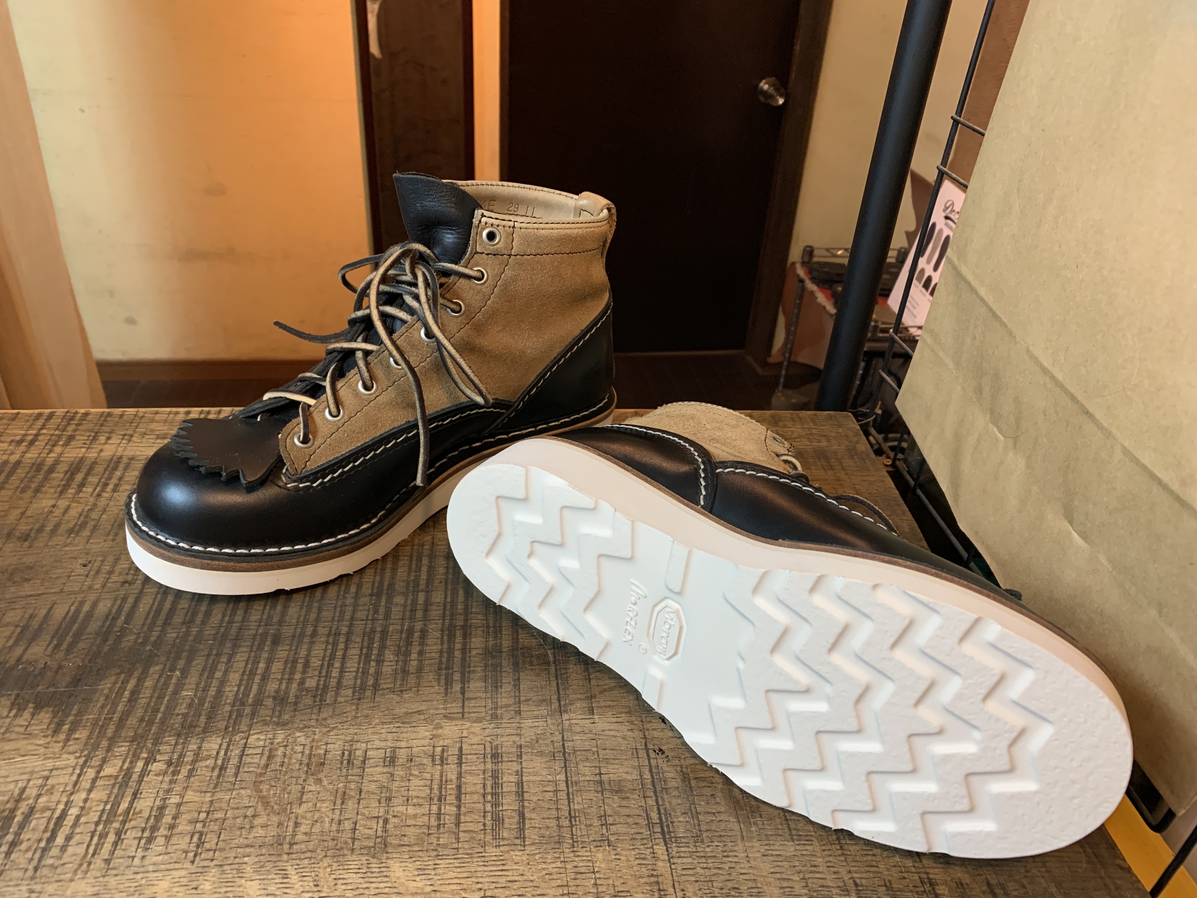 WESCO ツートンジョブマスター カカト芯交換 vibram#8377ソール