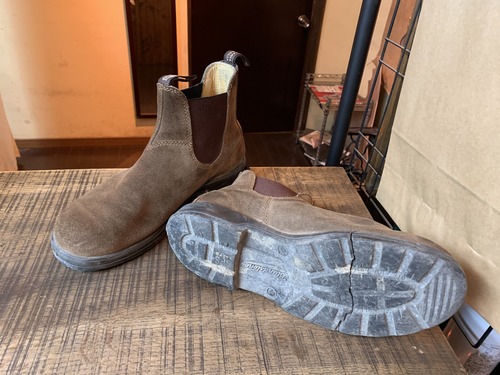 Blundstone 　サイドゴアブーツ　Black スウェード　ビブラムソール Blundstone（ブランドストーン） サイドゴアブーツ（ブラック