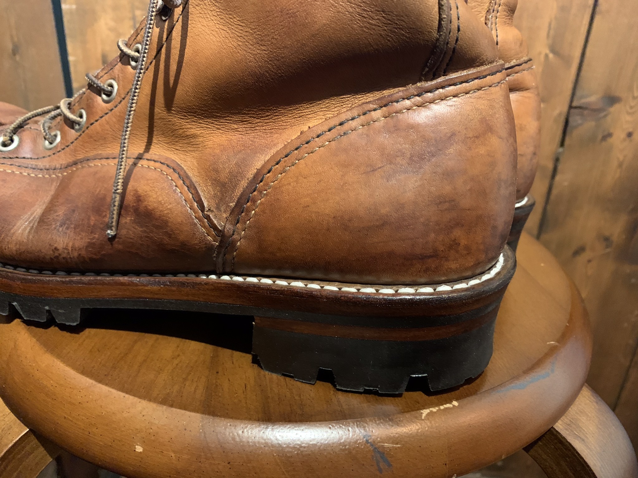 Redwing 2904 ラインマンブーツ レザーミッドソール vibram#100 Redwing 2904 ラインマンブーツ レザーミッドソール vibram#100