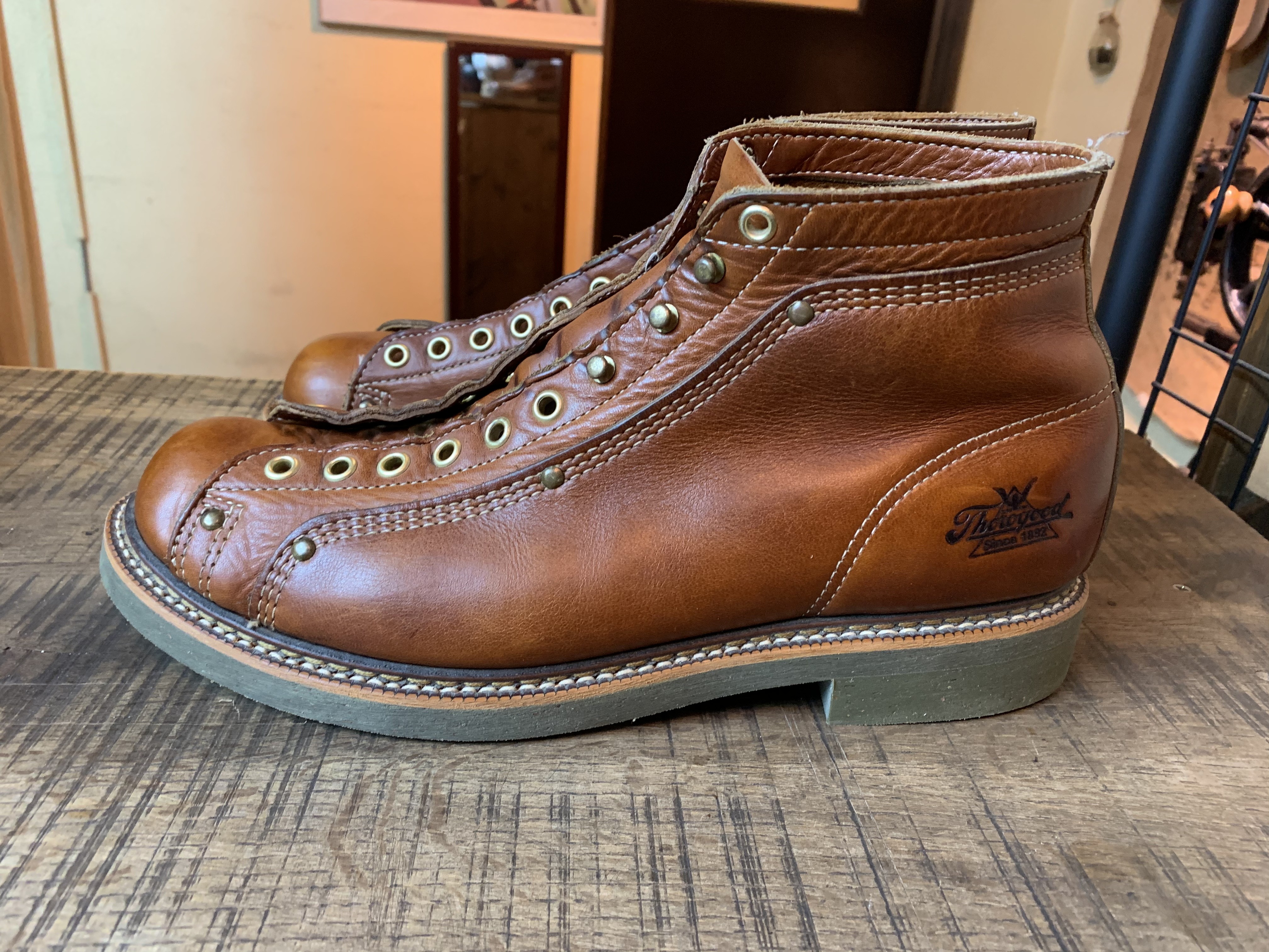 Thorogood (ソログッド) ルーファーブーツ Dr.sole コルクソール