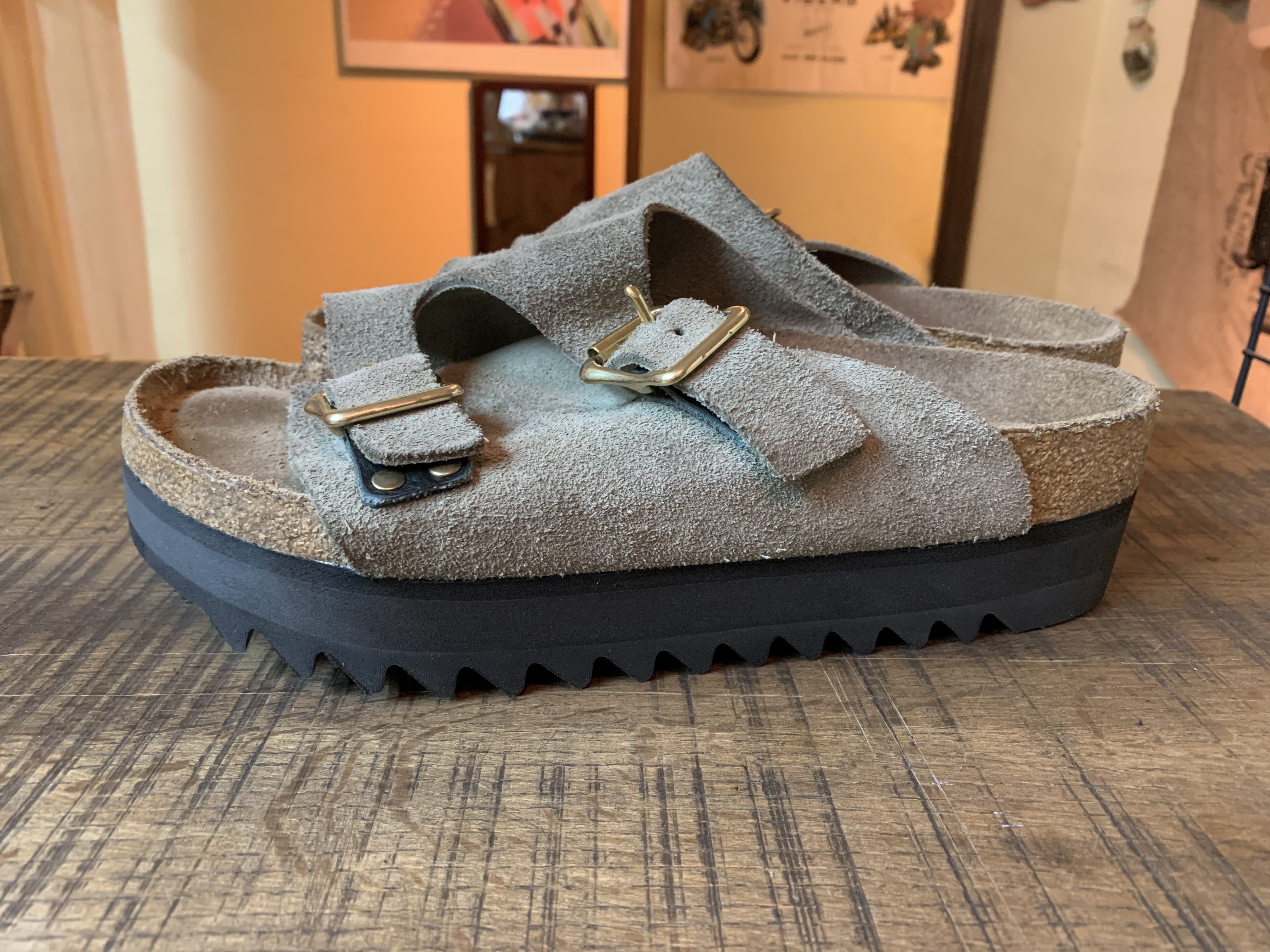 ビルケンシュトック チューリッヒ シャークソールカスタム バックル