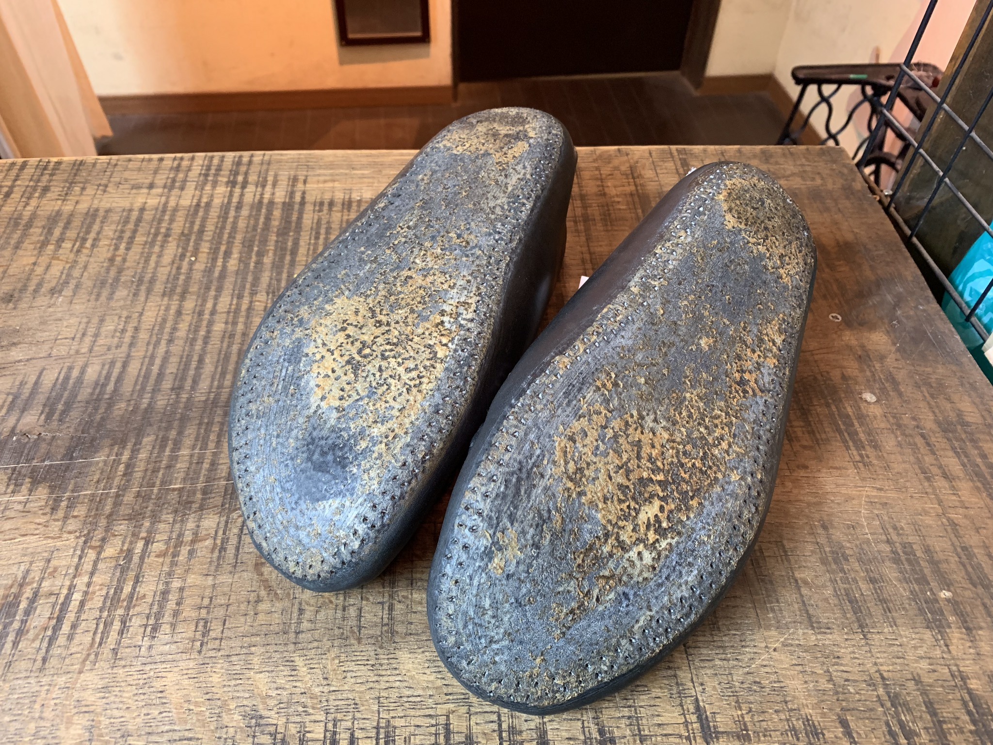 Arrow moccasin(アローモカシン) クレープソール交換: ソールリペア