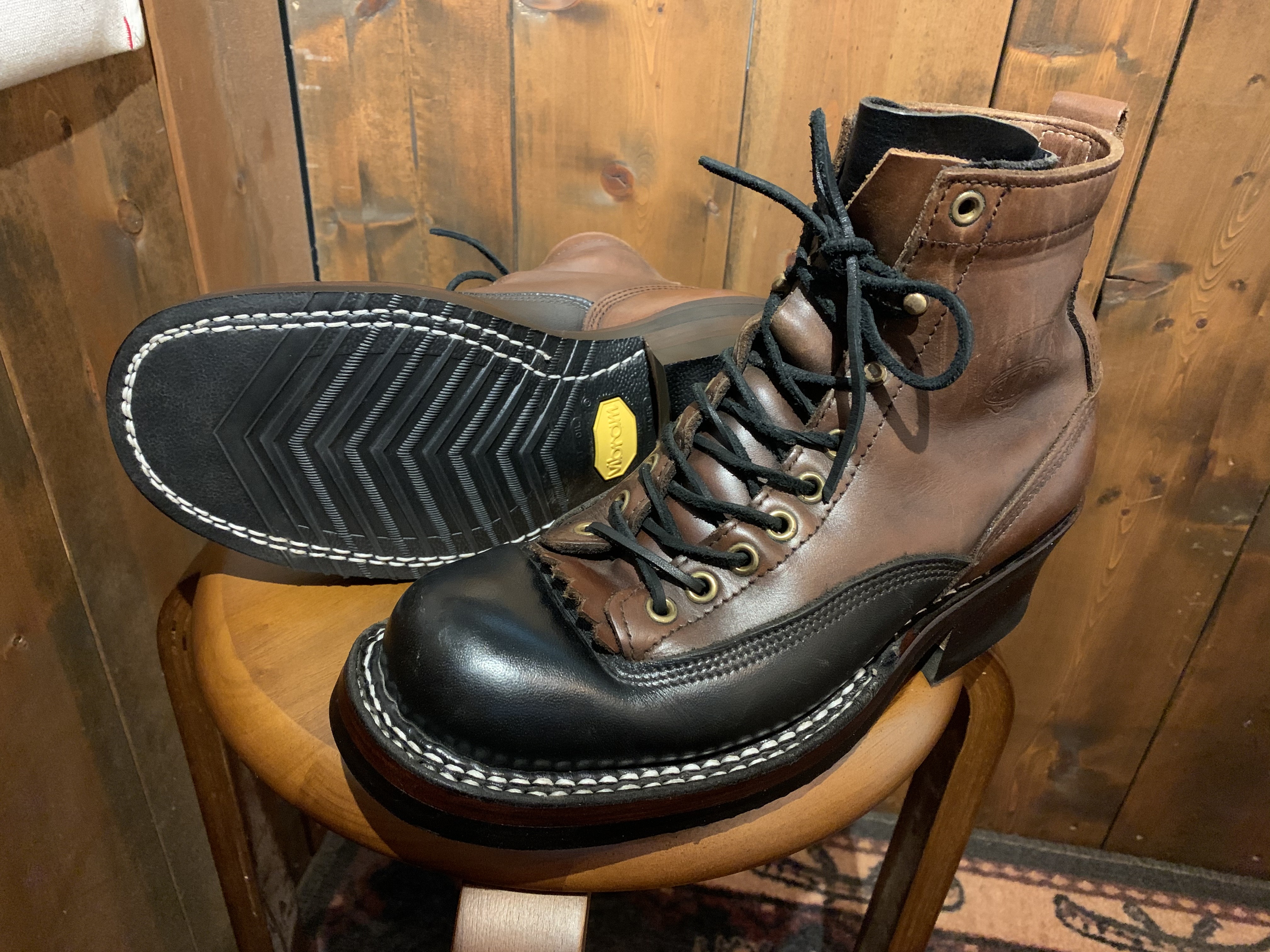 White's (ホワイツ) スモークジャンパー vibram#700オールソール交換