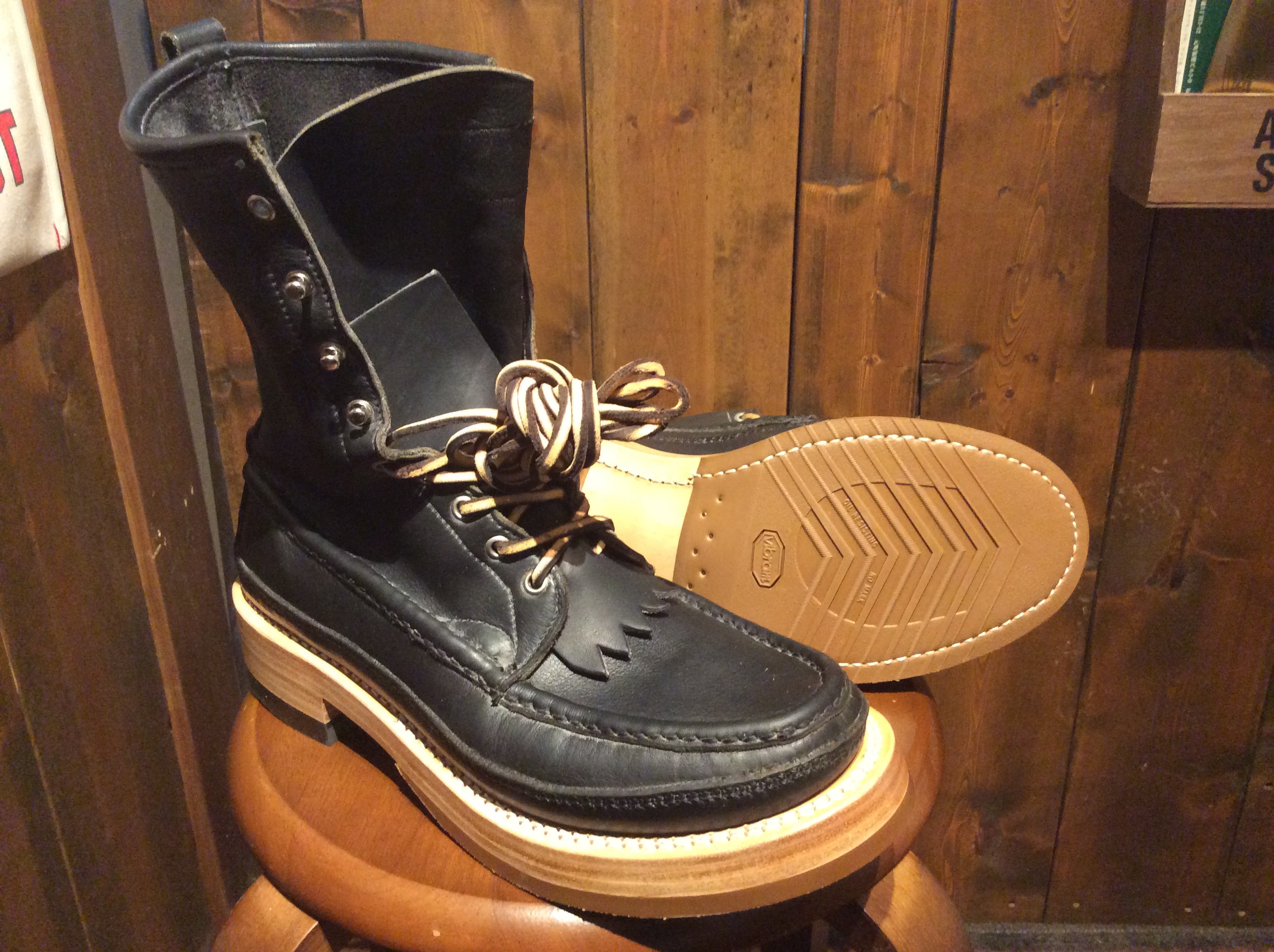 ラッセルモカシン バードシューター トリプルレザーミッド vibram