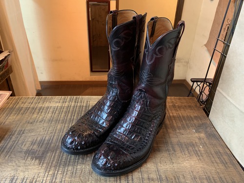 Lucchese(ルケーシー) ブラックチェリー ローパーブーツ クレープ