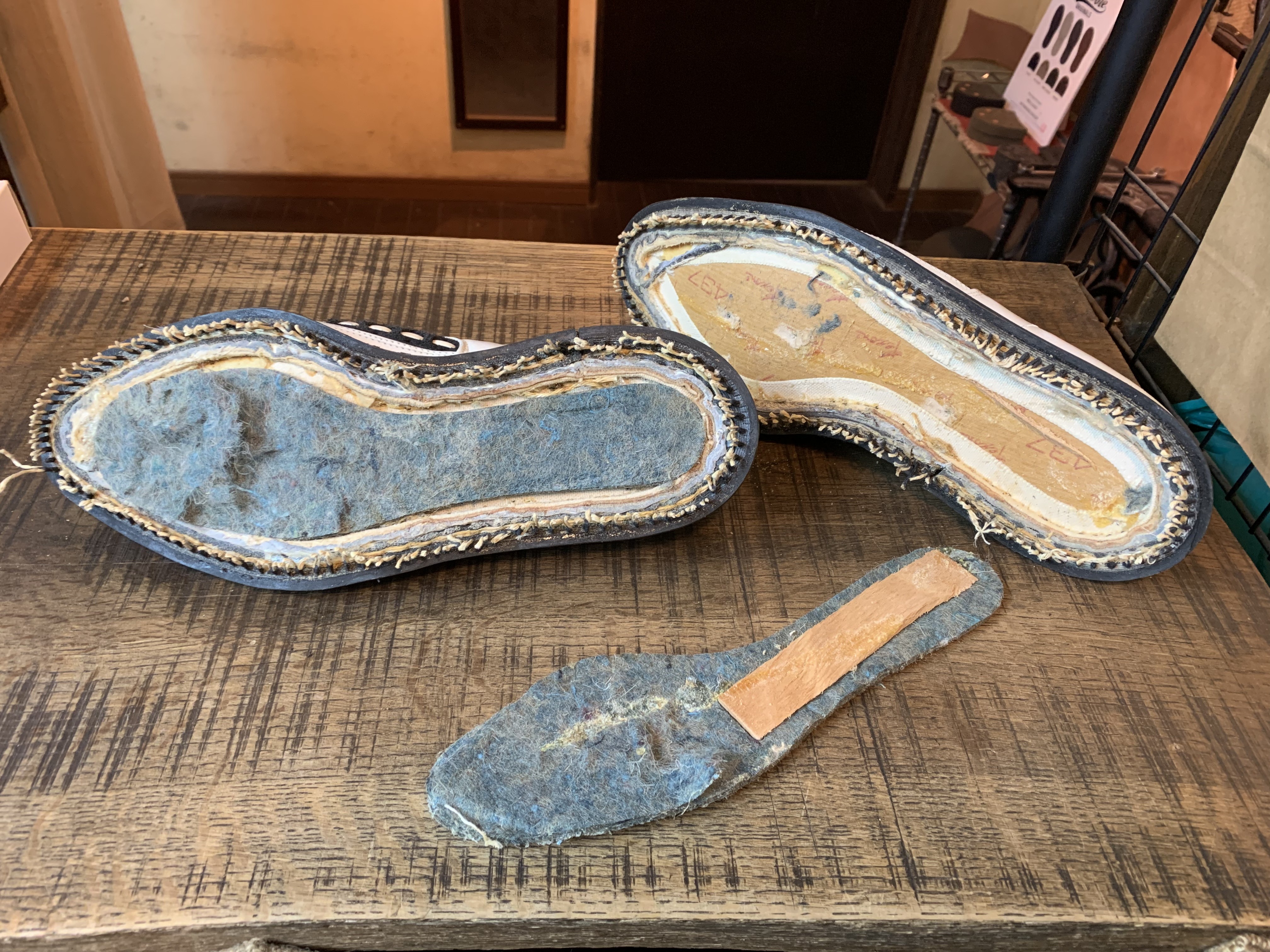 a*s様 50足限定 ジョージコックス 額縁 リップソール シャークソール 50足限定 ジョージコックス 額縁 リップソール シャークソール - メルカリ