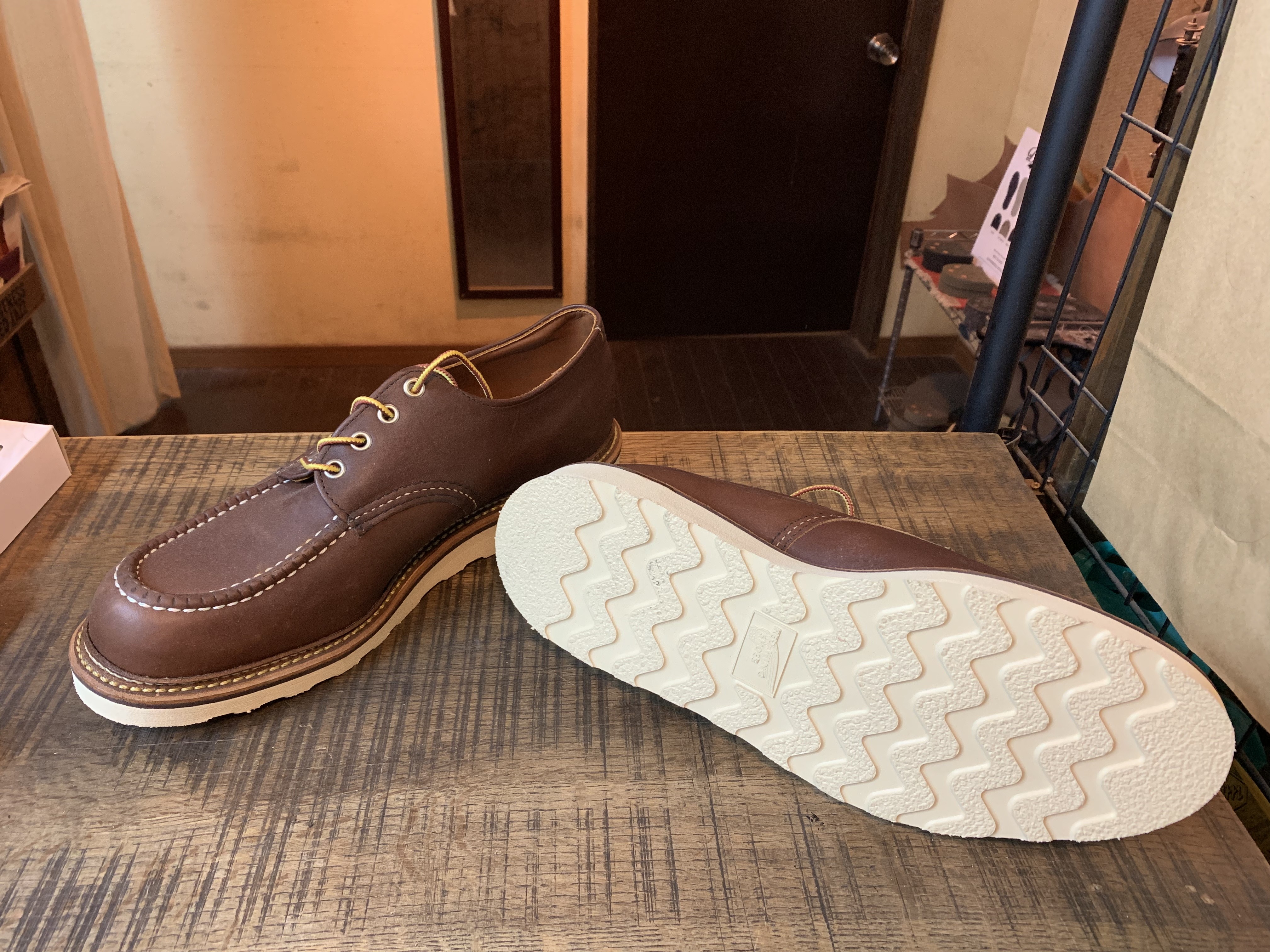 Redwing 8109 ワークオックスフォードブーツ vibram#700ソール交換: ソールリペア＆カスタム RED CLOUD