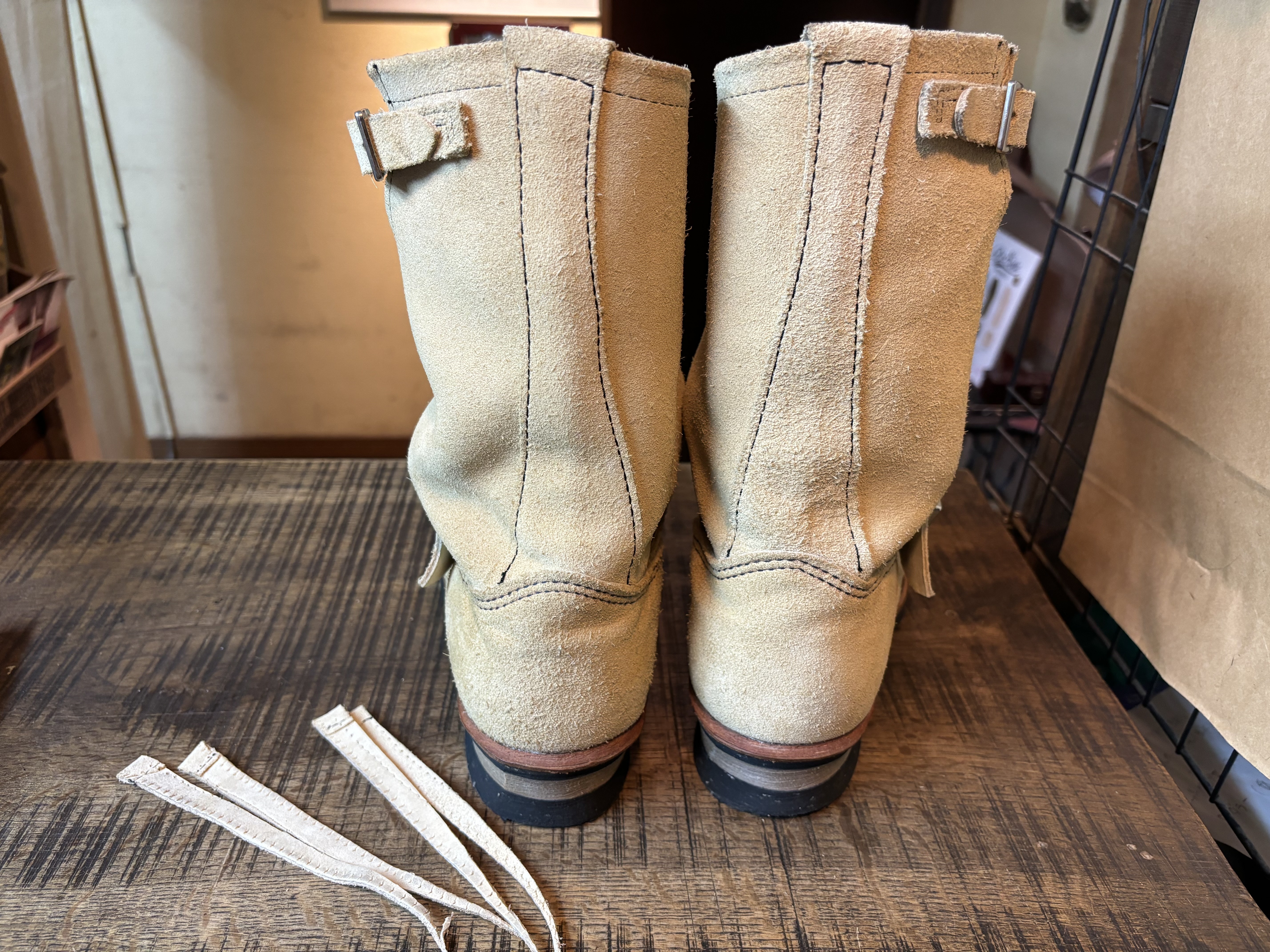 Redwing 8268 スエードエンジニアブーツ シャフト詰め: ソール Redwing 8268 スエードエンジニアブーツ シャフト詰め: ソール