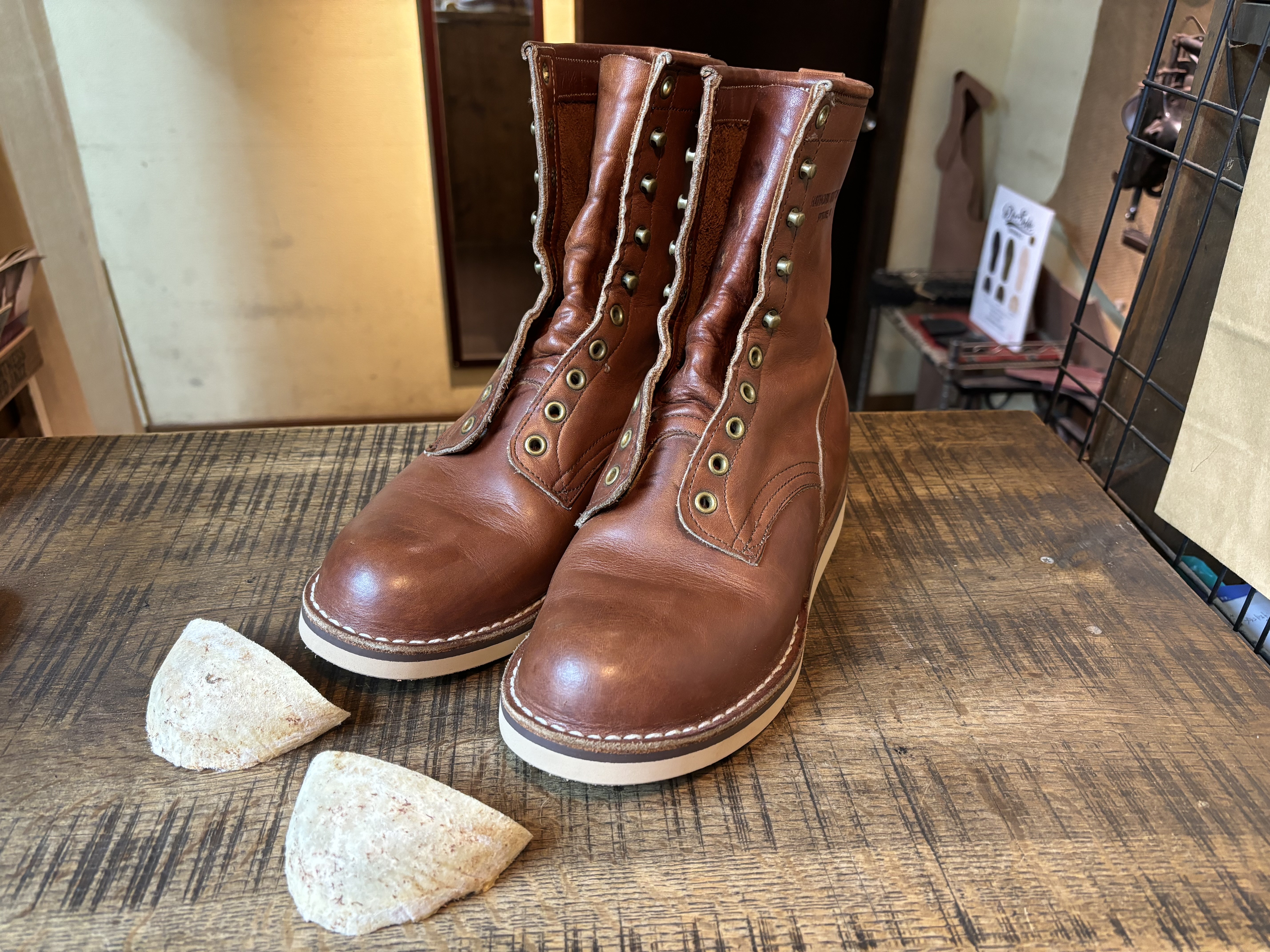 Hathorn(ハソーン) 8インチハイトブーツ 先芯抜き vibram#1002