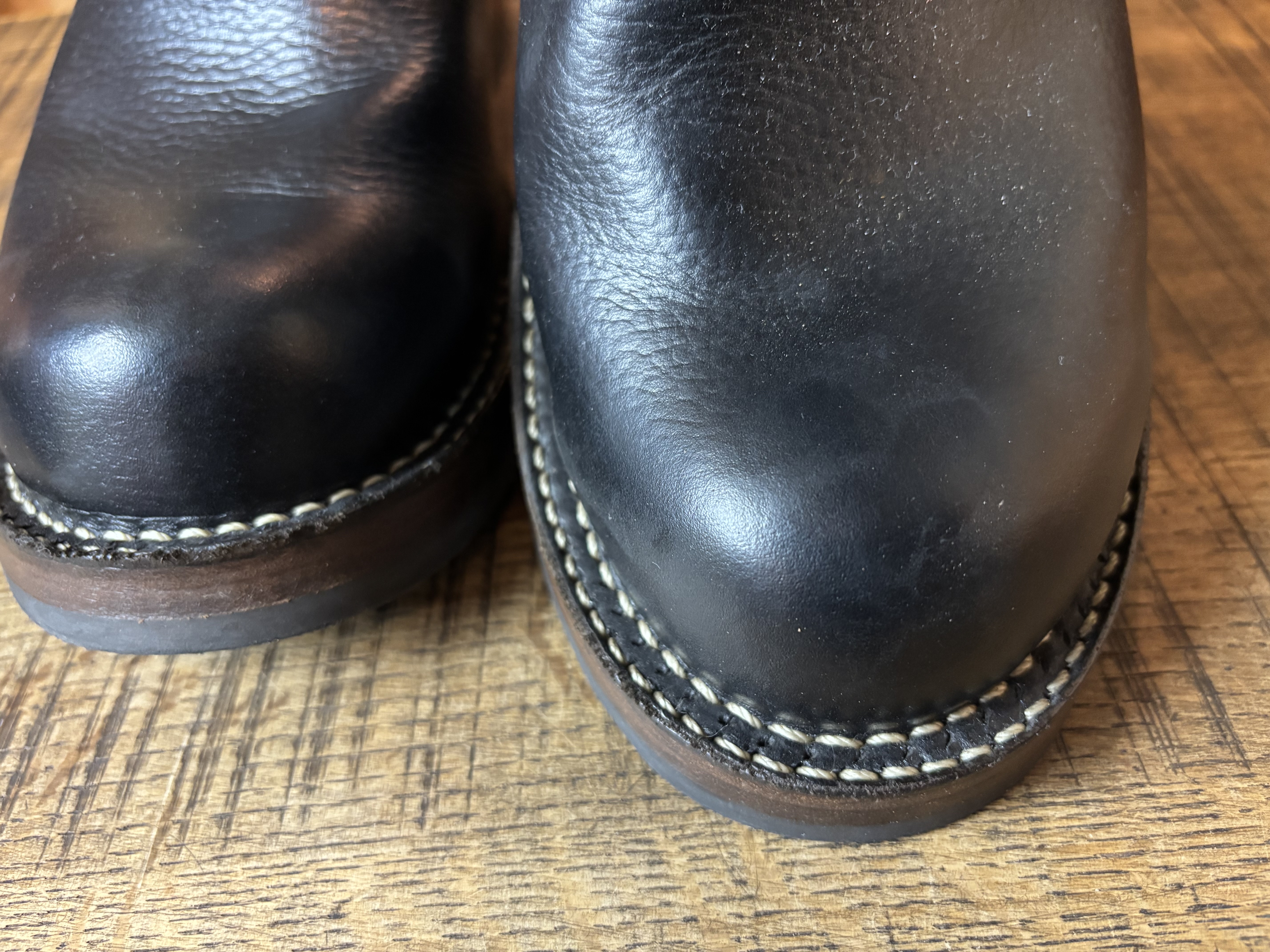 Wesco(ウエスコ) BOSS トウキャップ作成 ステッチ修正: ソール Wesco(ウエスコ) BOSS トウキャップ作成 ステッチ修正: ソール