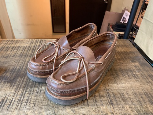 Russell moccasin キャンプモカシン ヒールカップ追加加工: ソールリペア＆カスタム RED CLOUD