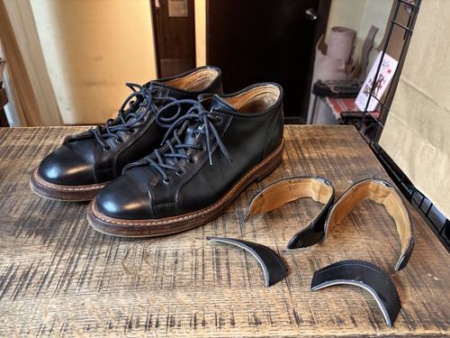 Tricker's(トリッカーズ)×NEPENTHES(ネペンテス) アシンメトリー