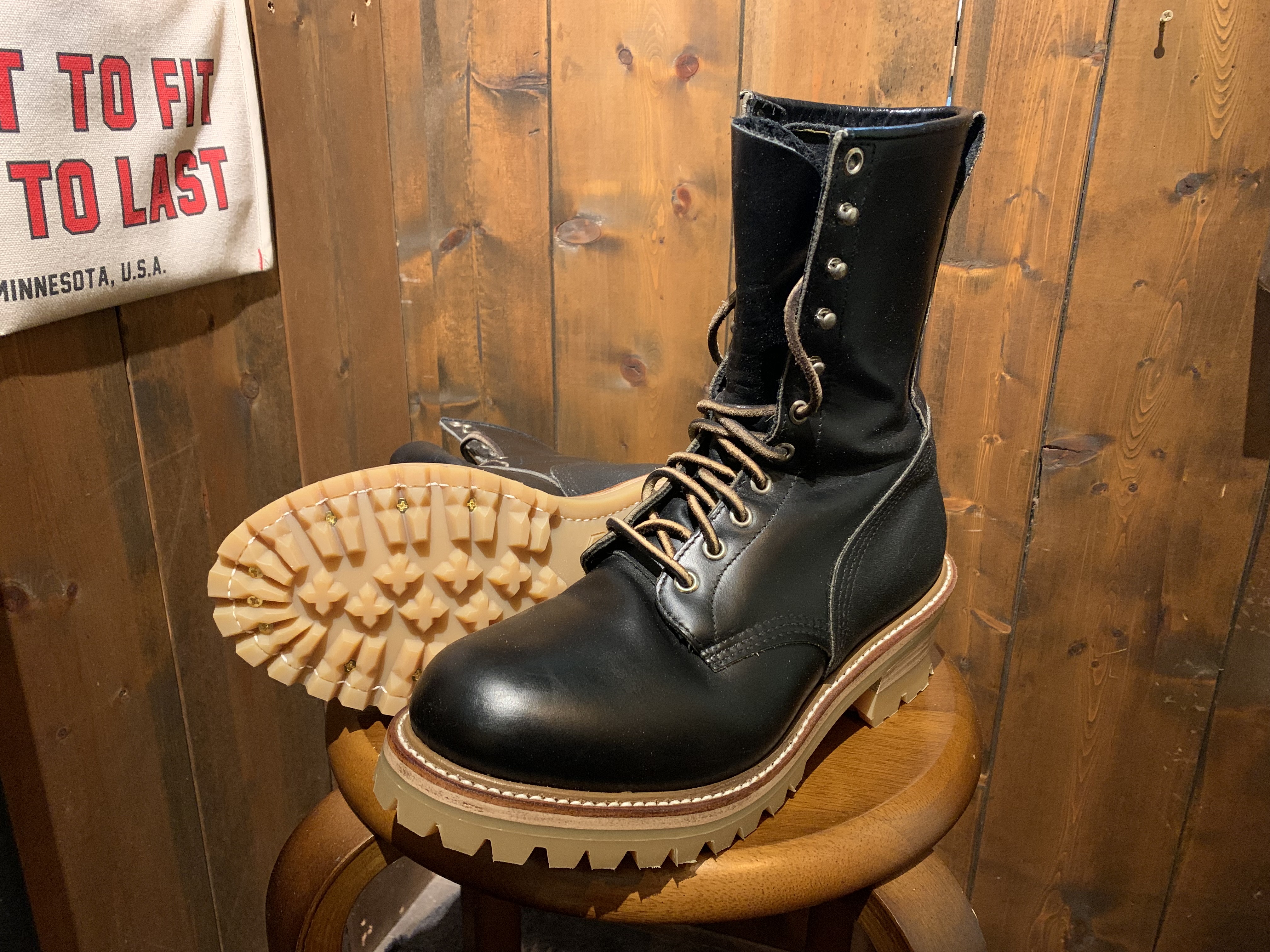 Redwing ロガーブーツ vibram#100ハニー シングルレザーミッド