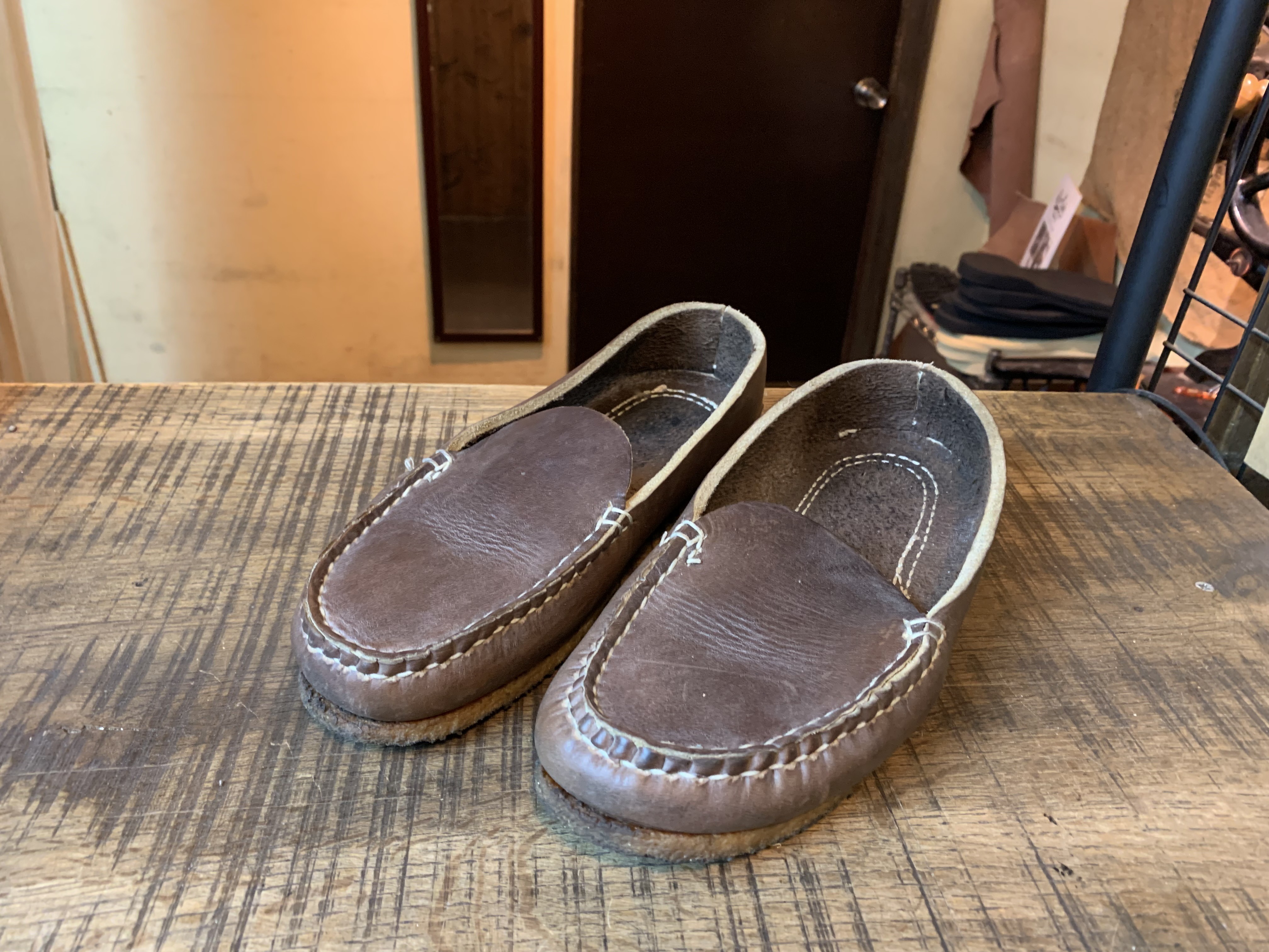 アローモカシン リングブーツ、ベネシャンローファー vibram
