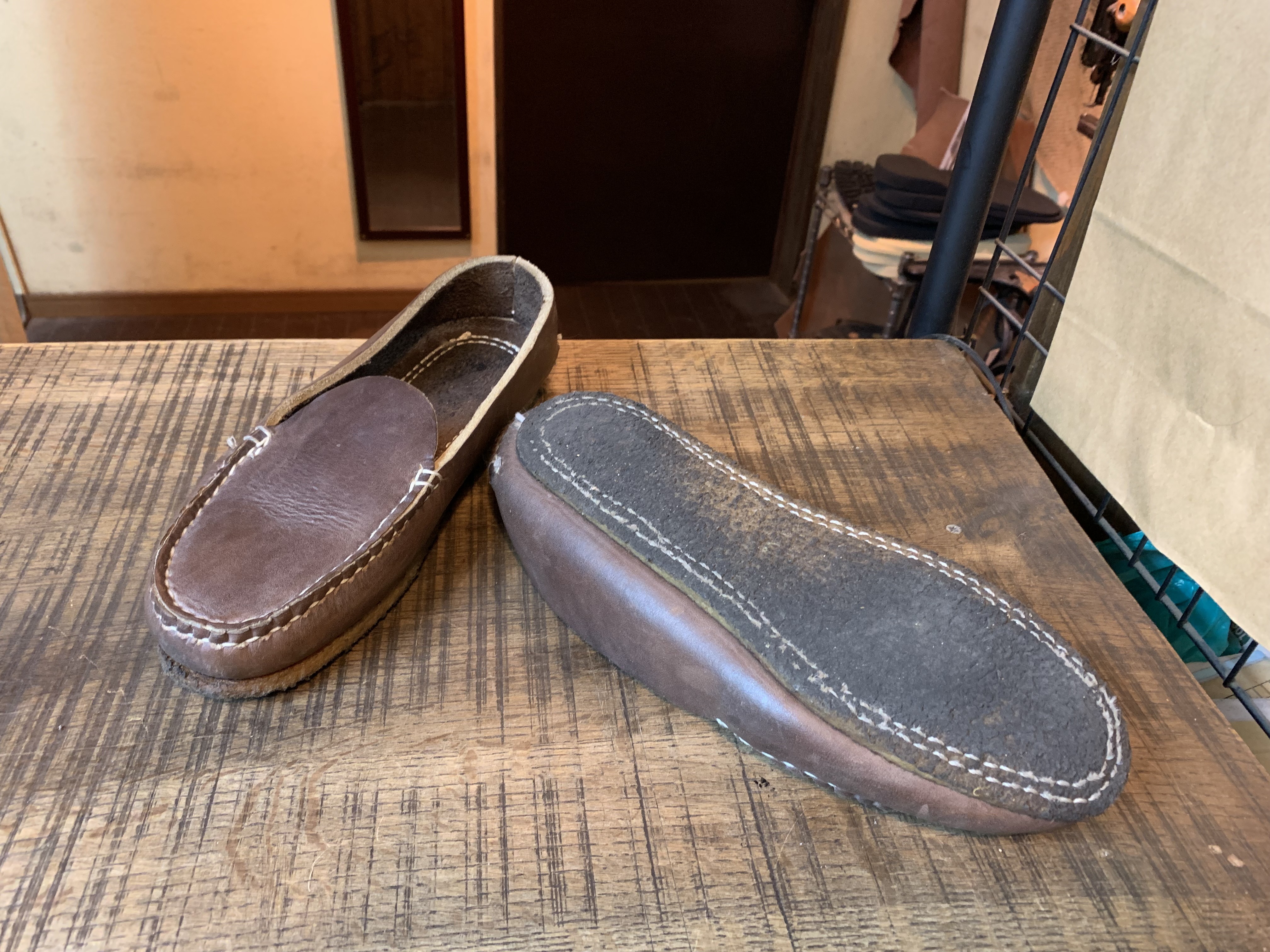 アローモカシン リングブーツ、ベネシャンローファー vibram
