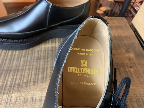 Georgecox × COMME des GARCONS アシンメトリカル クリーパー 軽量