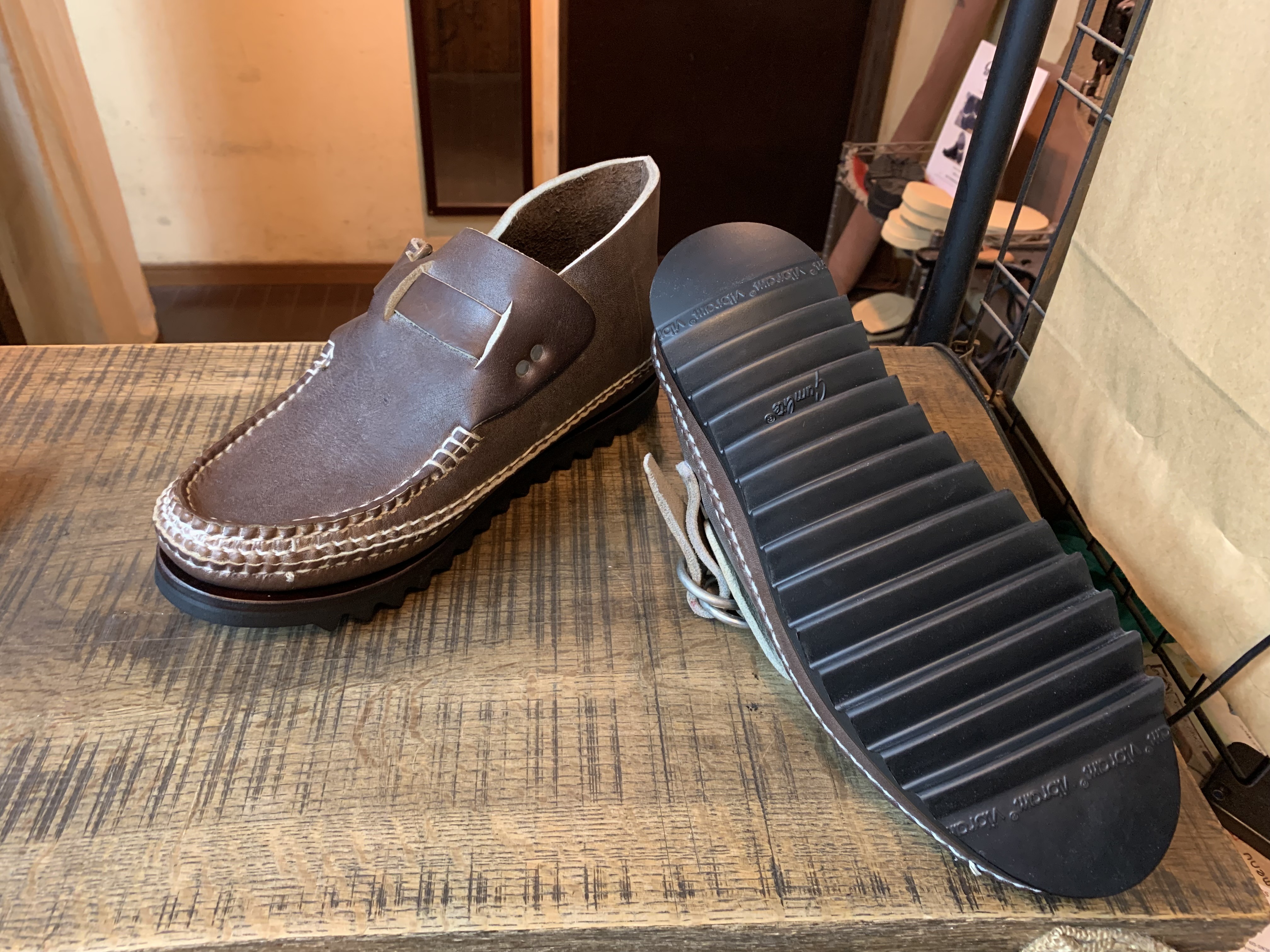 Basil ブラウン モカシン Vibramソール Basil ブラウン モカシン Vibramソール 靴