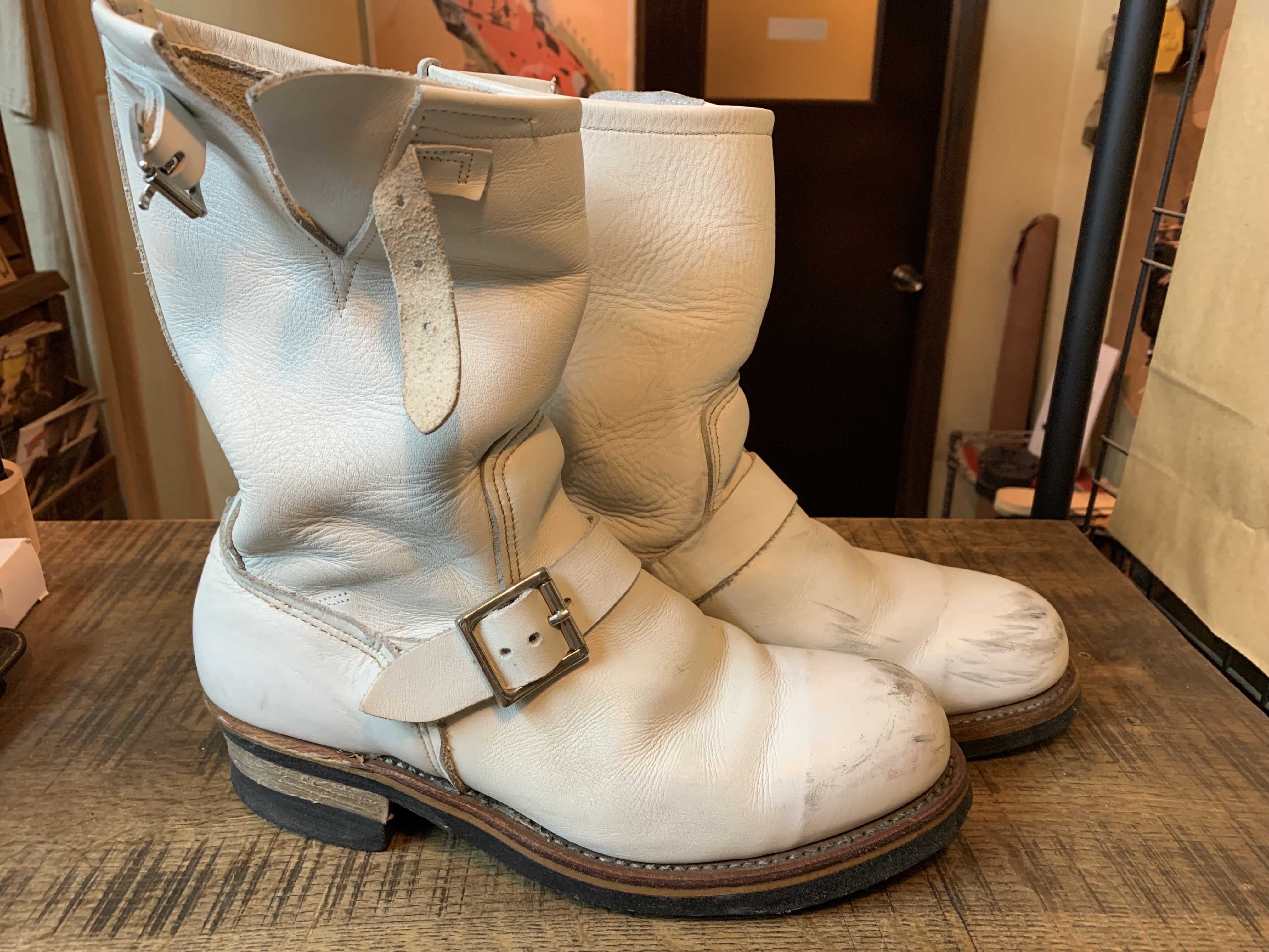 Redwing 8275 エンジニアブーツ ベルト位置調整: ソールリペア