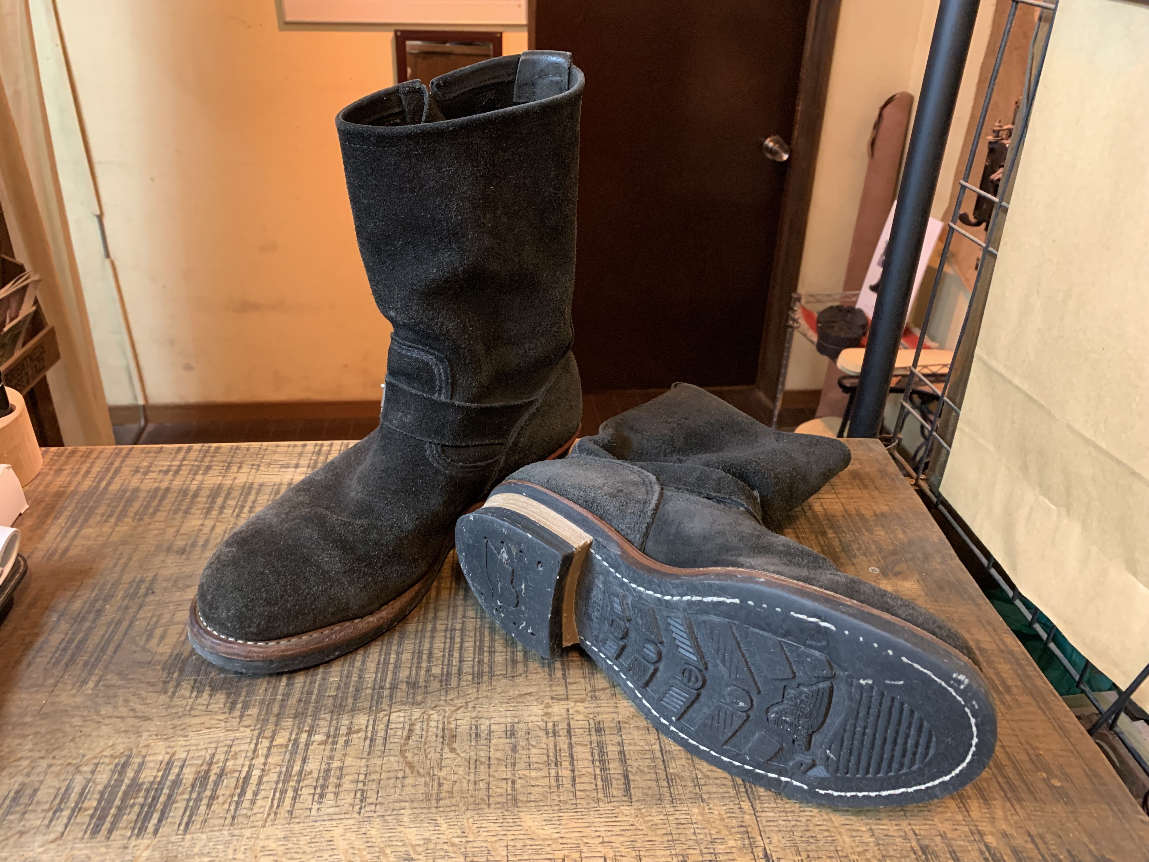 REDWING 8274エンジニアブーツスエードブラック（ ペコス